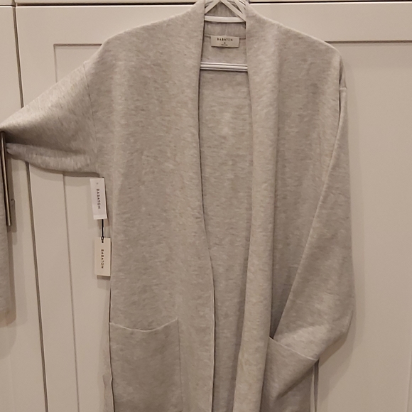 aritzia ty cardigan